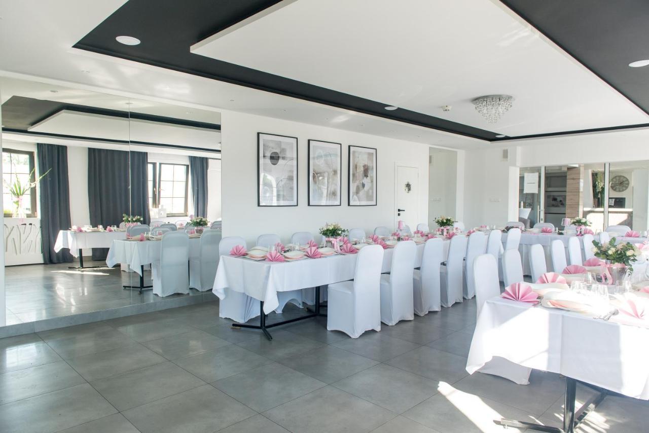 Strzelec Bed & Breakfast